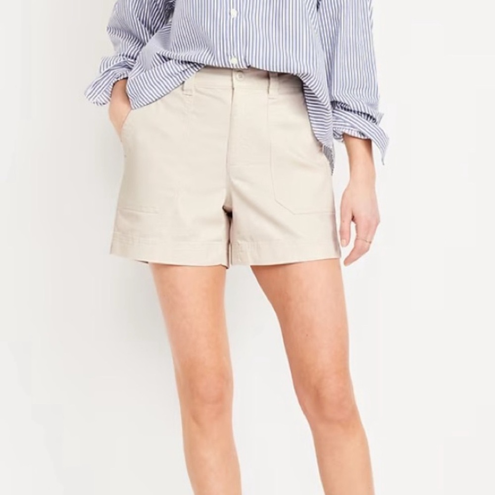 Old Navy Women’s High Rise Chino Shorts